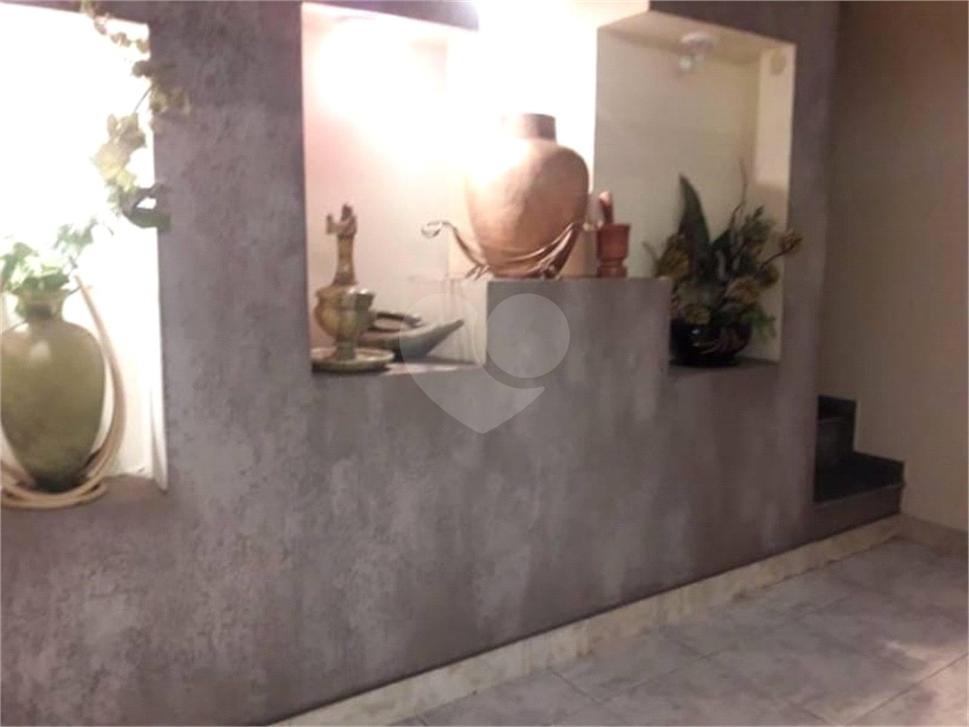Sobrado à venda com 6 quartos, sendo 2 suítes, em Horto Florestal, São Paulo, SP