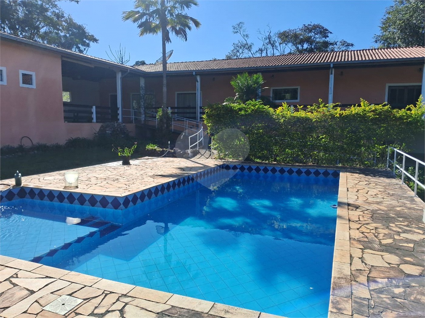 Chácara à venda com 3 quartos, sendo 1 suíte, em Bairro do Machadinho, Angatuba, SP
