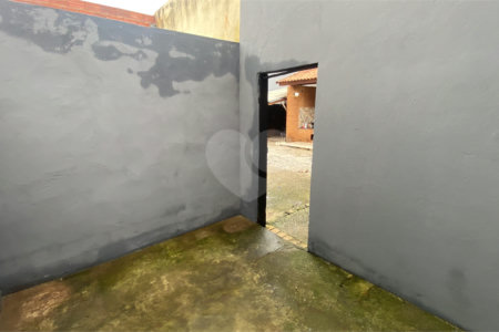 Casa para alugar com 2 quartos, sendo 1 suíte,  em Vila Carolina, Itapetininga, SP