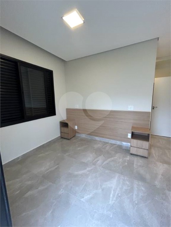 Casa à venda com 3 quartos, sendo 1 suíte, no condomínio Residencial Lagos D Icarai, Salto - SP