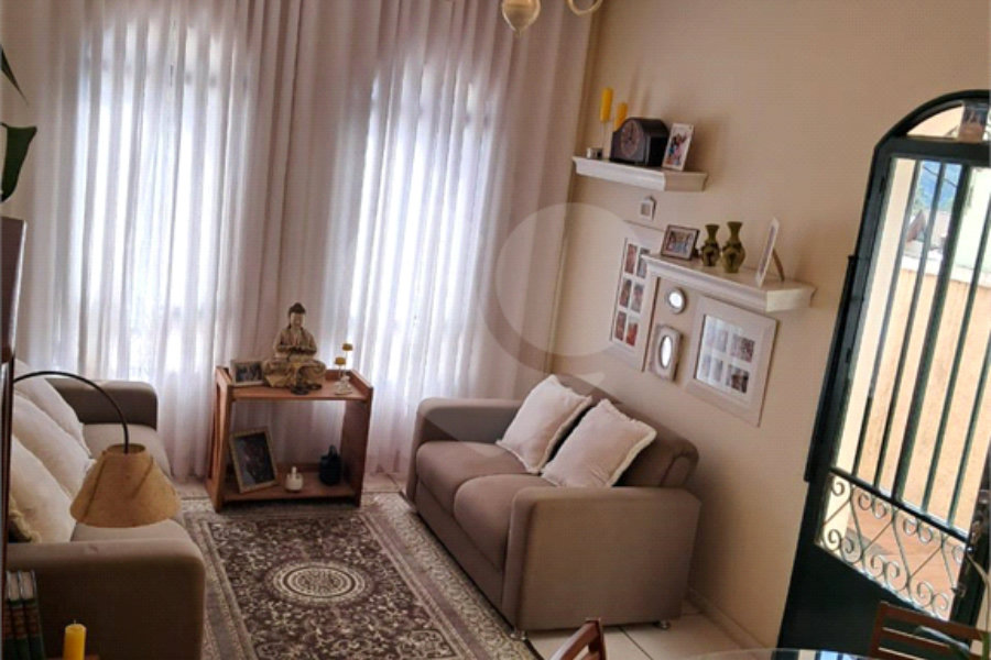 Sobrado à venda com 2 quartos em Vila Albertina, São Paulo, SP