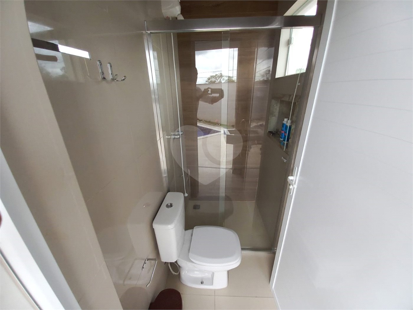 Casa à venda com 3 quartos, sendo 1 suíte,  no condomínio Villagio Milano, Sorocaba - SP