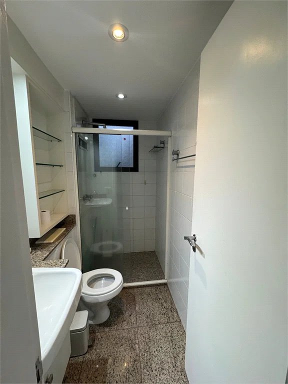 Apartamento à venda com 3 suítes em Vila Suzana, São Paulo, SP