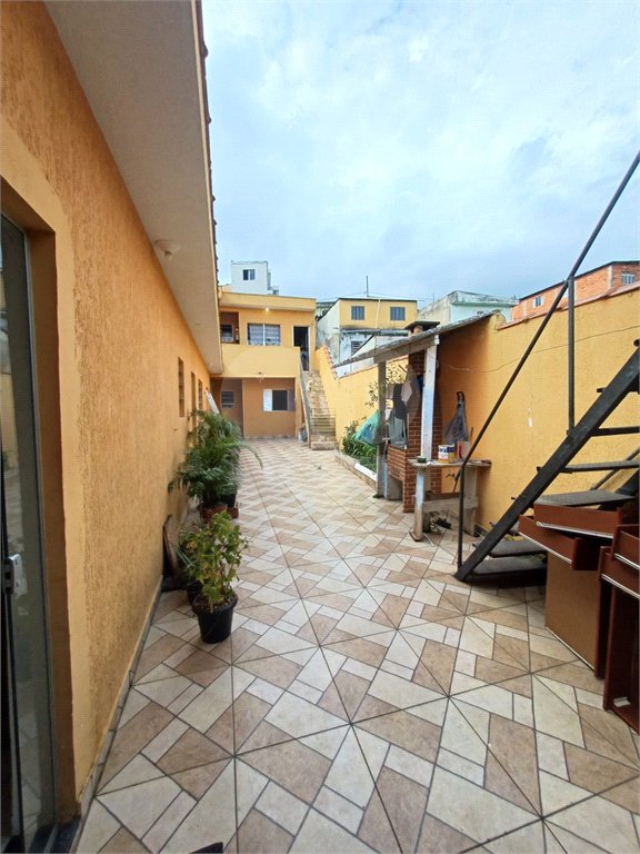 Casa à venda com 3 quartos, sendo 1 suíte,  em Jardim Santa Mônica, São Paulo, SP