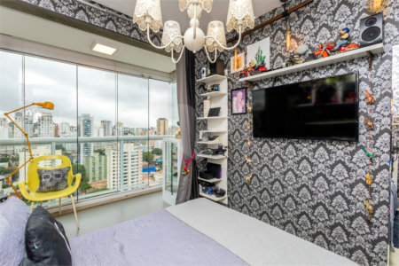 Apartamento à venda com 2 quartos, sendo 1 suíte,  em Vila Olímpia, São Paulo, SP
