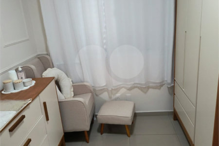 Apartamento à venda com 2 quartos em Jardim Guilhermino, Guarulhos, SP