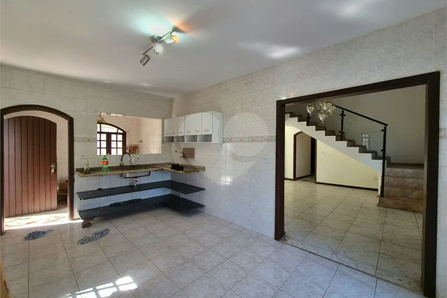 Casa à venda ou para alugar com 4 suítes no condomínio Parque Imperial da Cantareira, Mairiporã - SP
