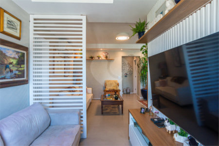 Apartamento à venda com 2 quartos, sendo 1 suíte, em Jardim Caravelas, São Paulo, SP