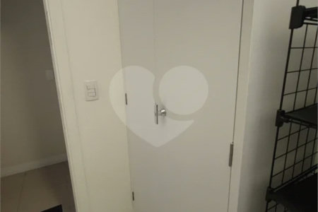 Excelente conjunto comercial para locação com 38 m², 2 salas com varanda e 1 vaga no Ipiranga!