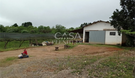Sítio à venda com 2 quartos em Gramadão, São Miguel Arcanjo, SP