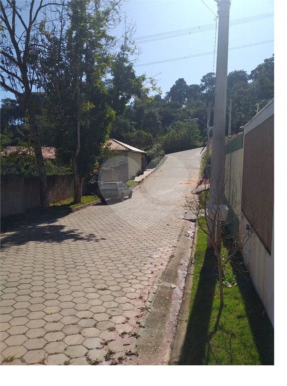 Casa à venda com 3 quartos, sendo 1 suíte, no condomínio Mirante da Mantiqueira, Mairiporã - SP
