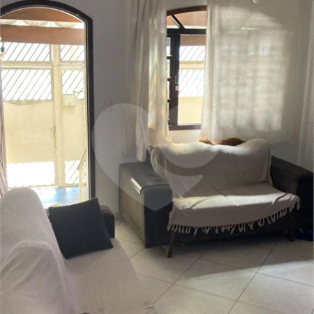 Casa à venda com 3 quartos em Jardim Santa Mena, Guarulhos, SP