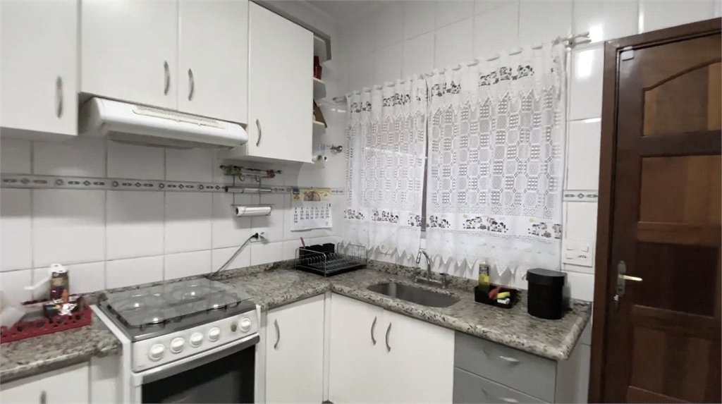 Sobrado à venda com 3 quartos, sendo 1 suíte, em Parque Novo Mundo, São Paulo, SP