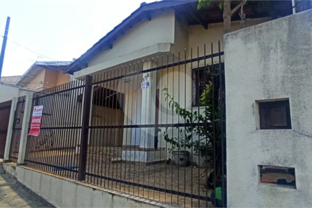 Casa à venda com 2 quartos, sendo 1 suíte,  no Centro, Vinhedo, SP