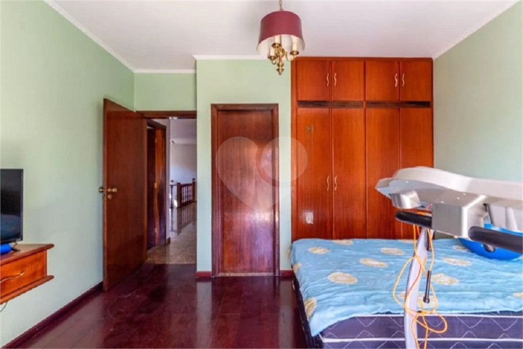 Sobrado à venda com 5 quartos, sendo 4 suítes, em Vila Galvão, Guarulhos, SP