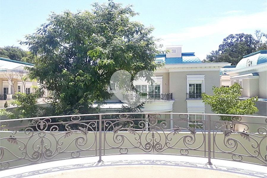 Casa à venda com 5 suítes no condomínio Maison Du Parc, São Paulo - SP