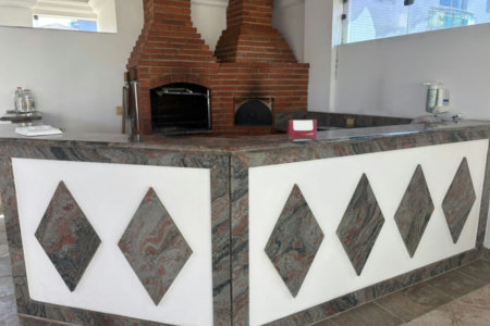 Casa com 3 dormitórios à venda, 330 m² por R$ 2.770.000,00 - Ponta da Praia - Santos/SP