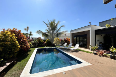 Casa à venda com 3 suítes no condomínio Village Ipanema 1, Araçoiaba da Serra - SP