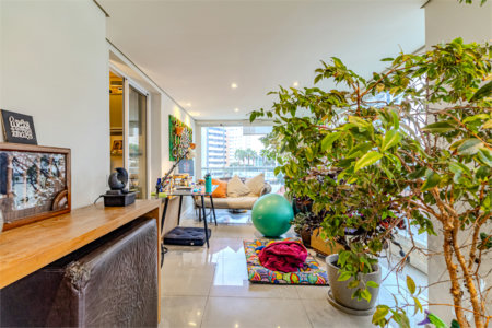 Apartamento à venda com 3 suítes em Alto da Lapa, São Paulo, SP