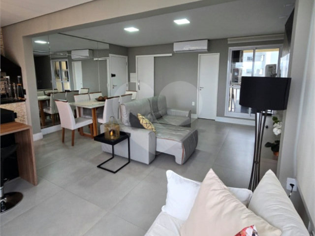 Apartamento à venda com 3 quartos, sendo 1 suíte,  em Morumbi, São Paulo, SP
