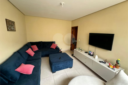Casa à venda com 3 quartos, sendo 1 suíte, em Nova Cerejeira, Atibaia, SP