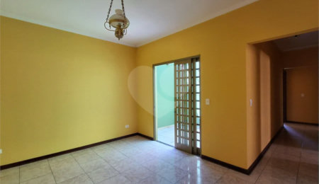 Casa à venda com 3 quartos, sendo 2 suítes,  em Parque Santa Cecília, Piracicaba, SP