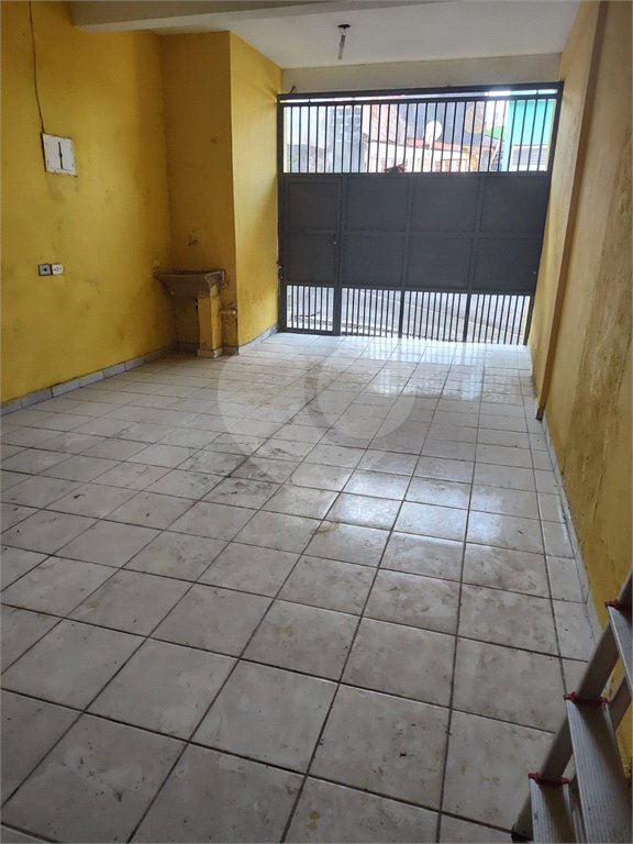 Casa à venda com 2 quartos em Jardim Margarida, Mogi das Cruzes, SP