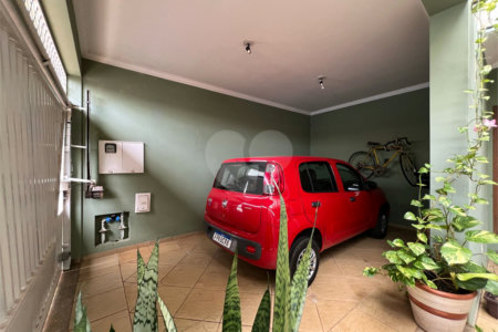 Casa a venda com 5 quartos em São Carlos