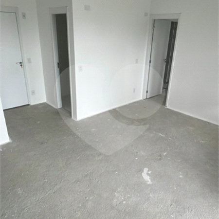 Apartamento à venda com 3 quartos, sendo 1 suíte, em Alto da Boa Vista, São Paulo, SP