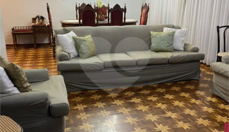 Sobrado à venda com 4 quartos, sendo 1 suíte,  em Perdizes, São Paulo, SP