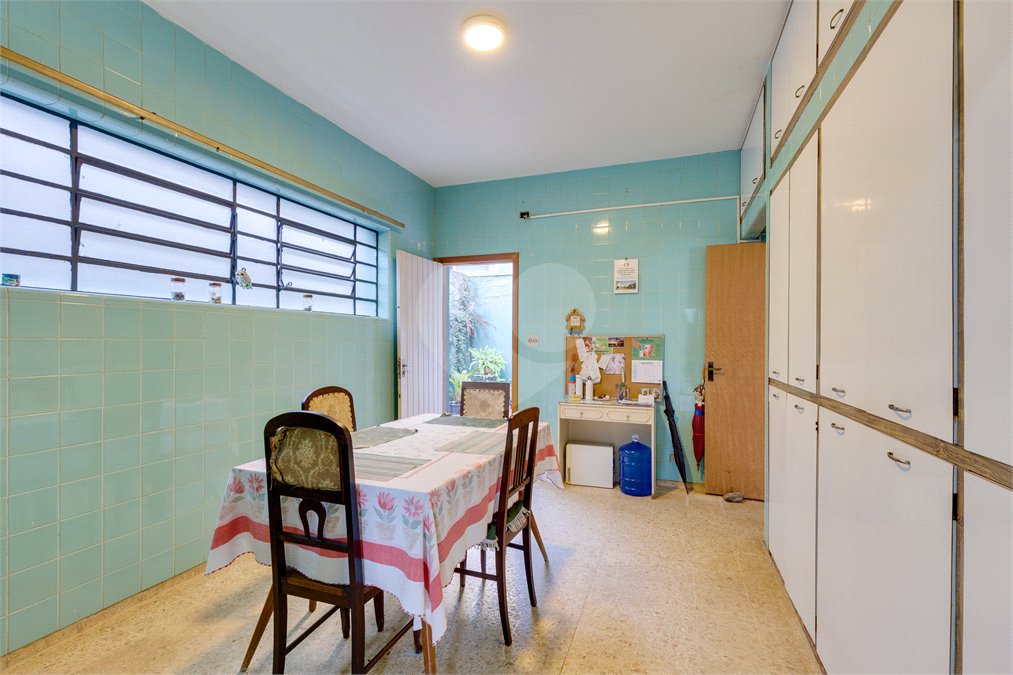 Casa à venda com 5 quartos, sendo 2 suítes, em Alto da Boa Vista, São Paulo, SP