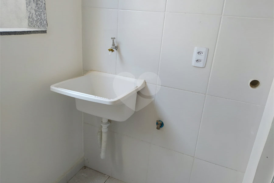 Casa à venda com 2 quartos no condomínio Residencial Magueta, São Paulo - SP