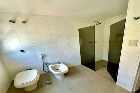 Apartamento à venda com 3 quartos, sendo 1 suíte, em Itaim Bibi, São Paulo, SP