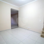 Casa à venda com 3 quartos, sendo 1 suíte, no condomínio Vilaregio, São Roque - SP