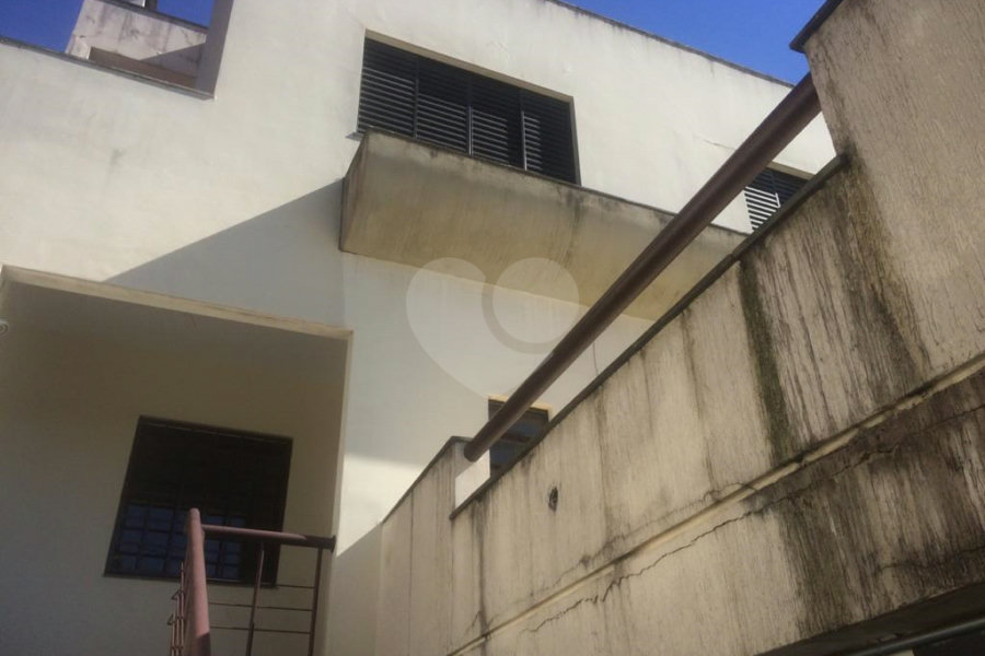 Sobrado à venda com 4 quartos, sendo 3 suítes, em Tremembé, São Paulo, SP