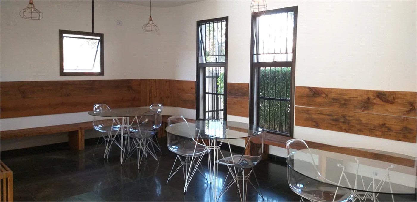 Apartamento à venda com 4 quartos, sendo 2 suítes,  em Jardim Trussardi, São Paulo, SP