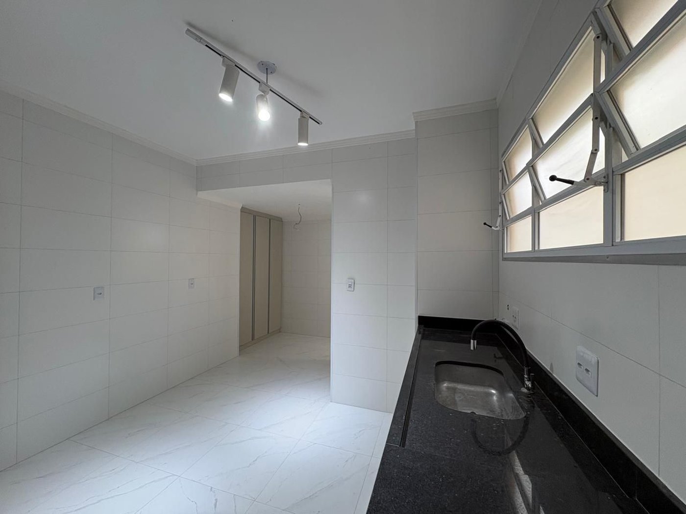 Apartamento com 3 dormitórios para alugar, 135 m² por R$ 7.500,02/mês - José Menino - Santos/SP