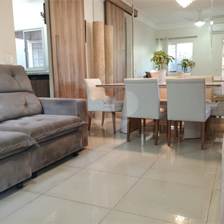 Casa à venda com 3 quartos, sendo 1 suíte, no condomínio Portal dos Pinheiros, Ribeirão Preto - SP