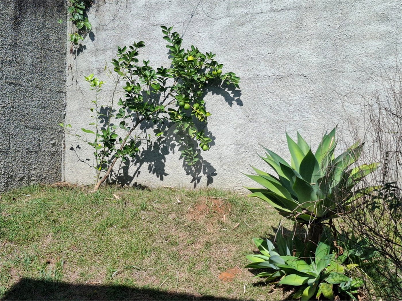 Casa à venda com 3 quartos, sendo 1 suíte, em Estância Comandante Barros, Jarinu, SP