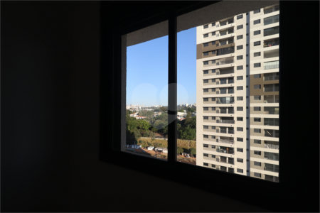 Apartamento à venda com 3 quartos, sendo 1 suíte, em Vila Anastácio, São Paulo, SP