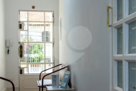 Casa à venda com 3 quartos, sendo 1 suíte, em Mirandópolis, São Paulo, SP