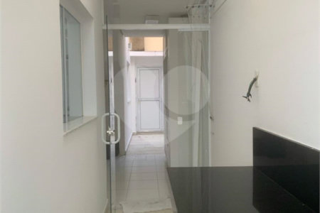 Casa à venda com 3 suítes no condomínio Villaggio Belvedere, São Paulo - SP