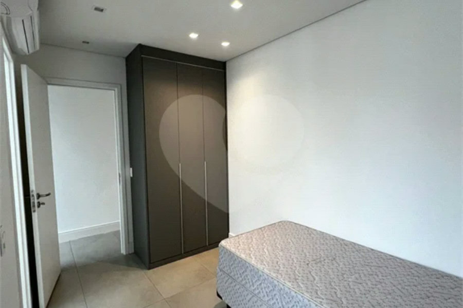 Linda Cobertura Duplex para venda no Jardim Paulista com 87,45 m² decorada!