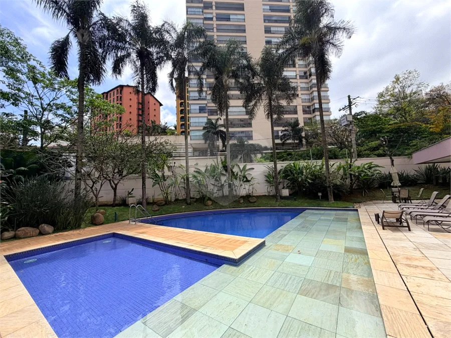 Apartamento à venda com 3 suítes em Vila Mariana, São Paulo, SP