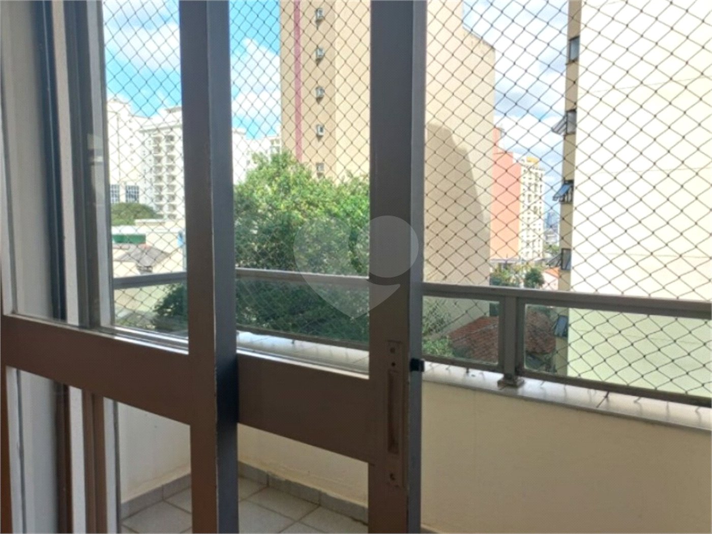Apartamento a venda na Oscar freire - com 03 dormitórios e 02 vagas - Próximo Hospital das Clínicas