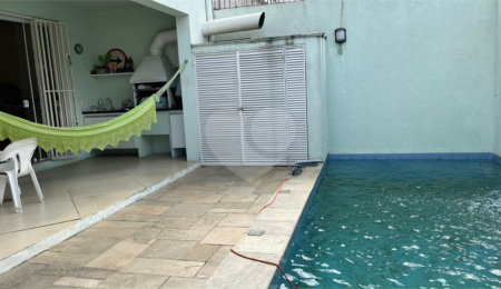 Casa à venda com 3 suítes em Vila Cordeiro, São Paulo, SP