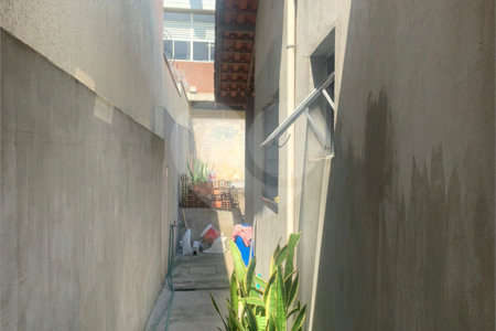 Casa à venda com 2 quartos em Vila Guedes, São Paulo, SP