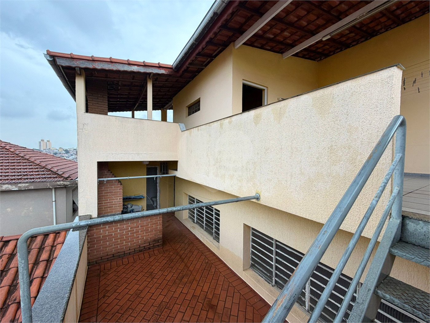 Sobrado à venda com 4 quartos, sendo 2 suítes, em Vila Medeiros, São Paulo, SP