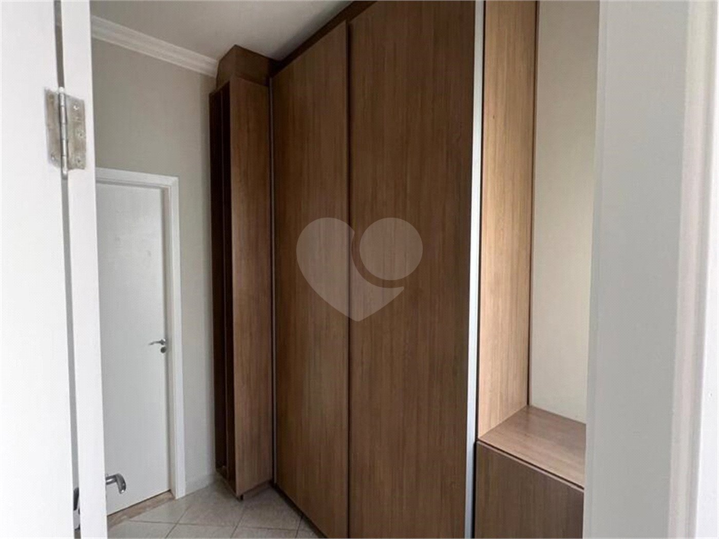Casa à venda com 4 suítes no condomínio Jardim Residêncial da Villa Suiça, Indaiatuba - SP