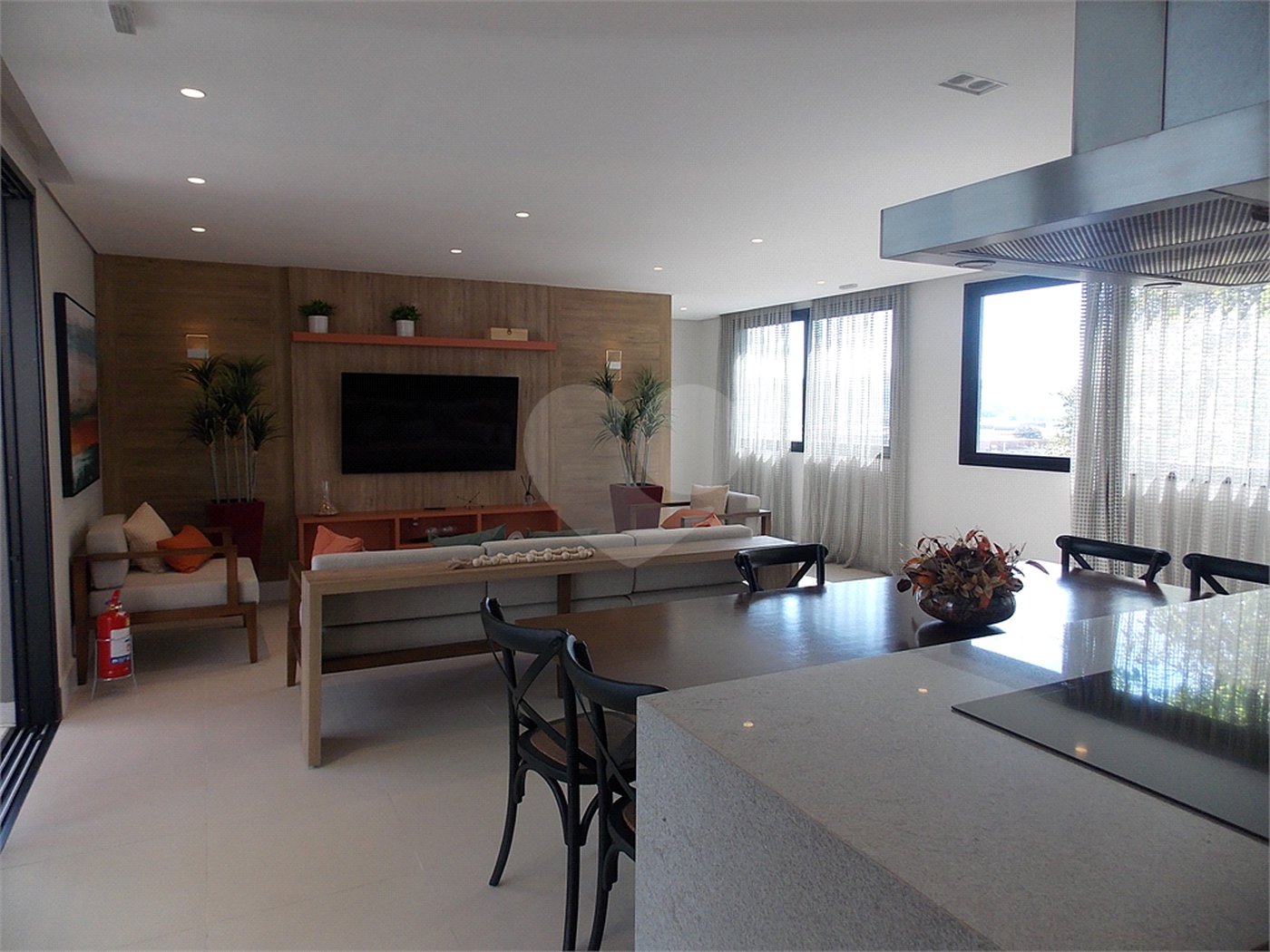 Apartamento à venda com 2 quartos, sendo 1 suíte, em Alvinópolis, Atibaia, SP